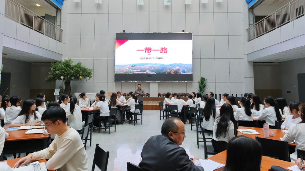 0bdfecb4e7f34119868864f147ae4a16.jpg 0bdfecb4e7f34119868864f147ae4a16.jpg